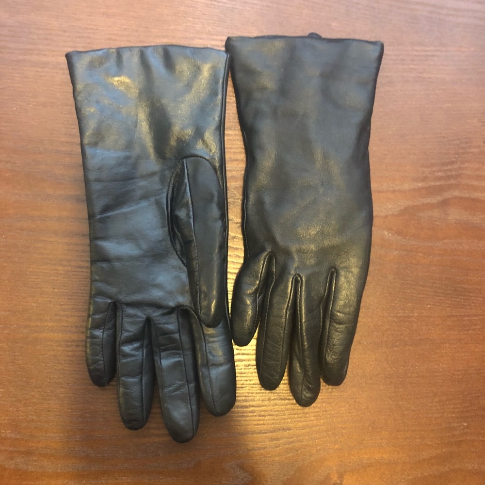 Black leather gloves